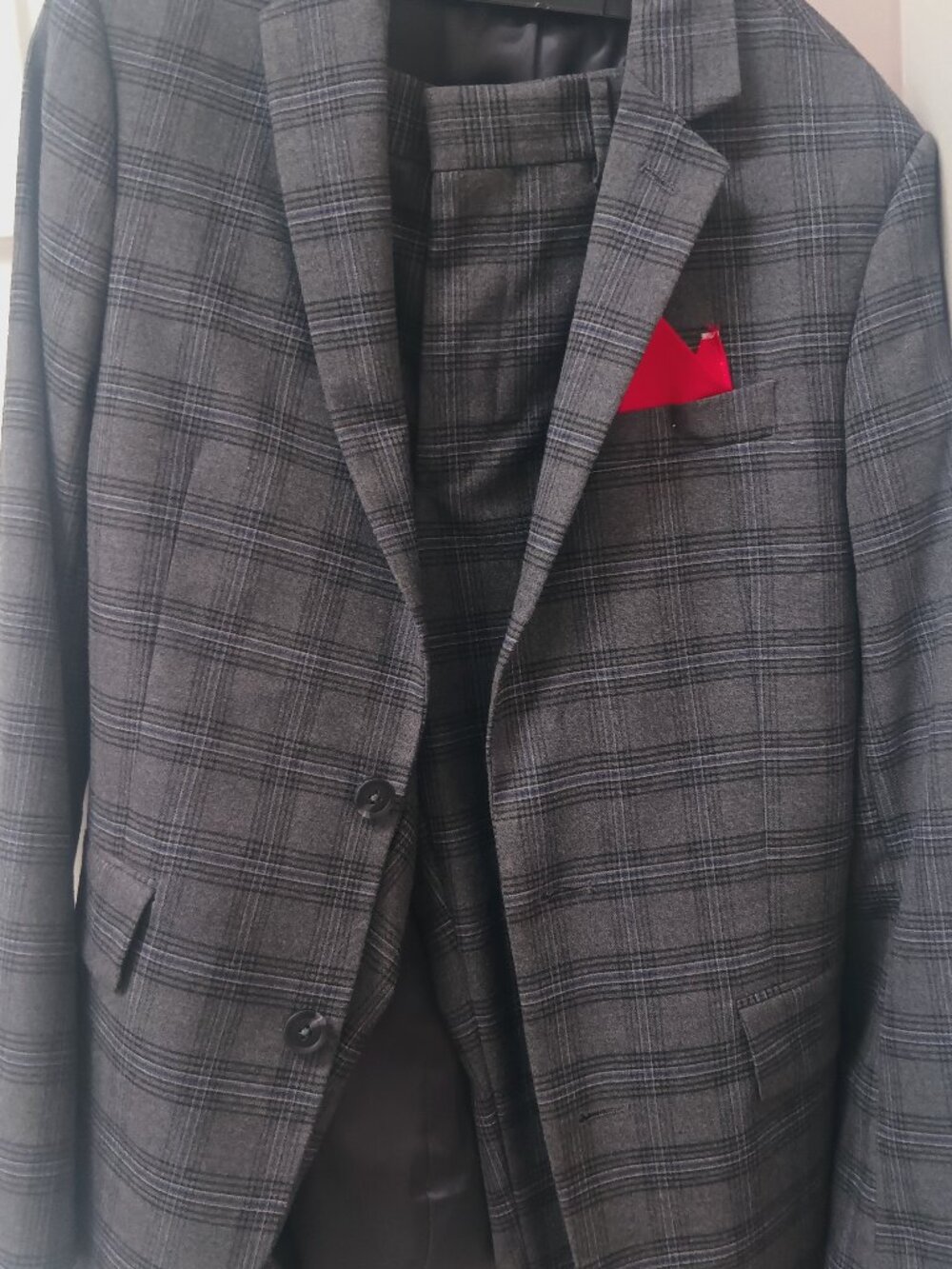 J Ferrar Men's Suit